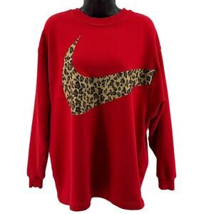 Nike Sweatshirt WMNS M Pullover Loose Fit Crew Neck Red Cheetah Swoosh Logo